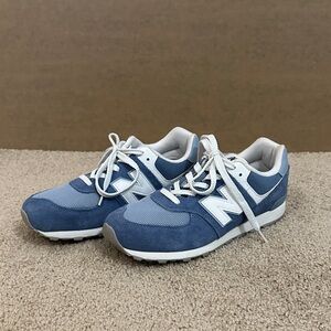 New Balance Sneakers in Blue and White